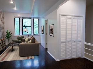 810 S Loomis St APT 3F, Chicago, IL 60607