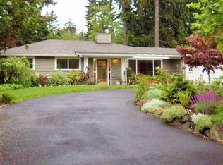 4216 89th Ave SE, Mercer Island, WA 98040