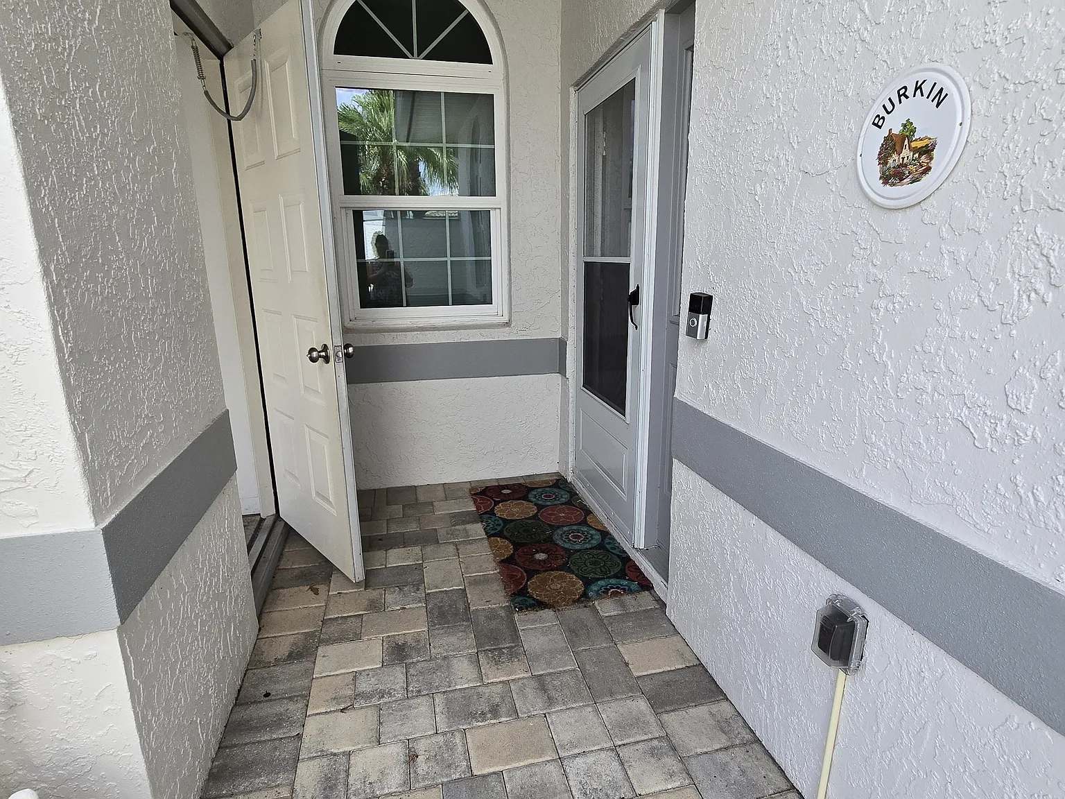 2 bed, 1460 sqft, $2,450 — Photo 1