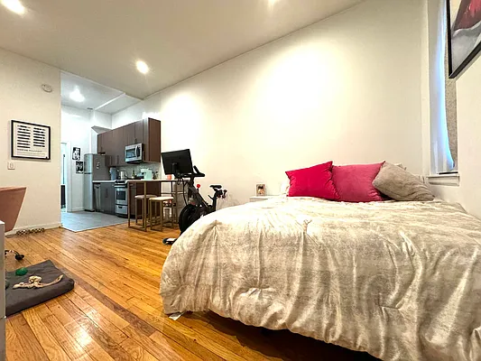 Rented by Douglas Elliman | media 2