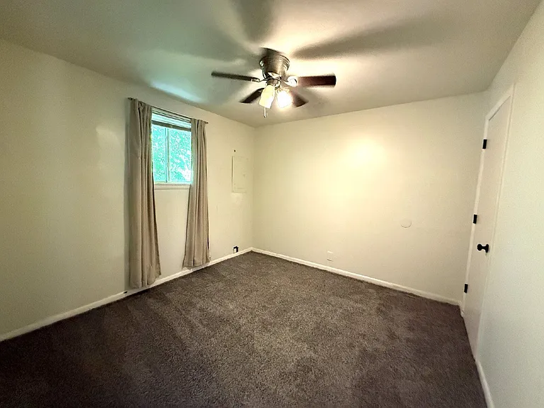 22 Claiborne St #B — Photo 13