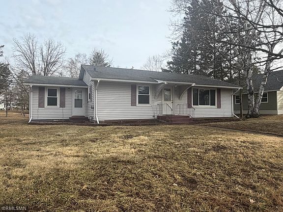 3rd image of 211 E 3rd Ave