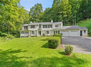 52 Stone Hill Rd, Bedford, NY 10506