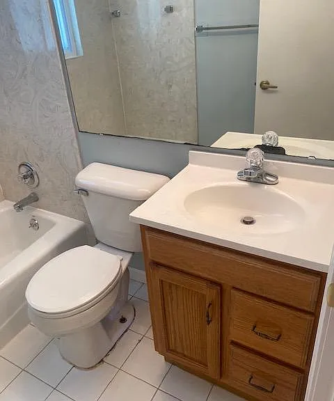 821 Evans Ave — Photo 8