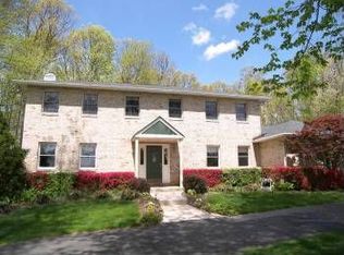 23608 Pocahontas Dr, Gaithersburg, MD 20882