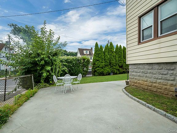 4th image of 26 4th Street