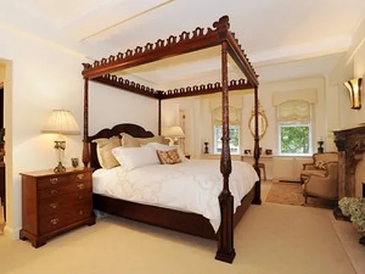 Sold by Corcoran | media 10