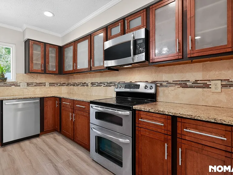 2323 Tall Ships Dr — Photo 18