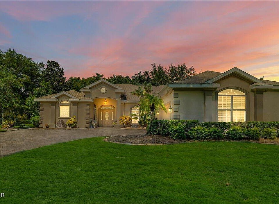 1st image of 26 Indianhead Dr