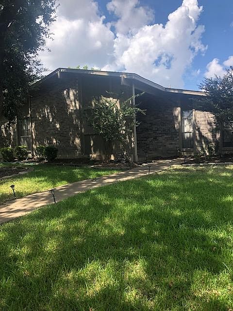 1st image of 1823 Castille Dr