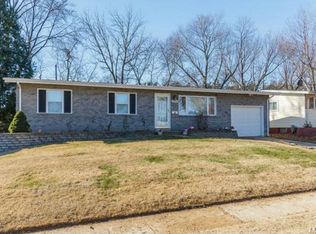 2690 Flamingo Dr, Florissant, MO