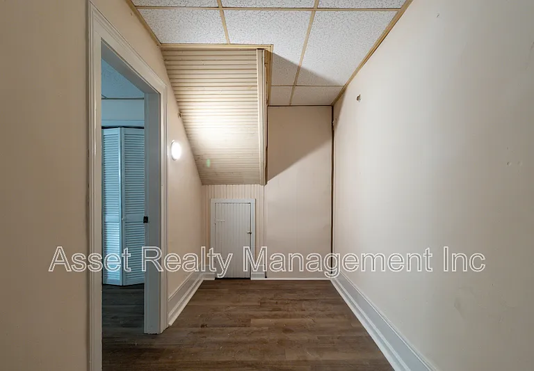 221 Hawthorne Ave #2 — Photo 19