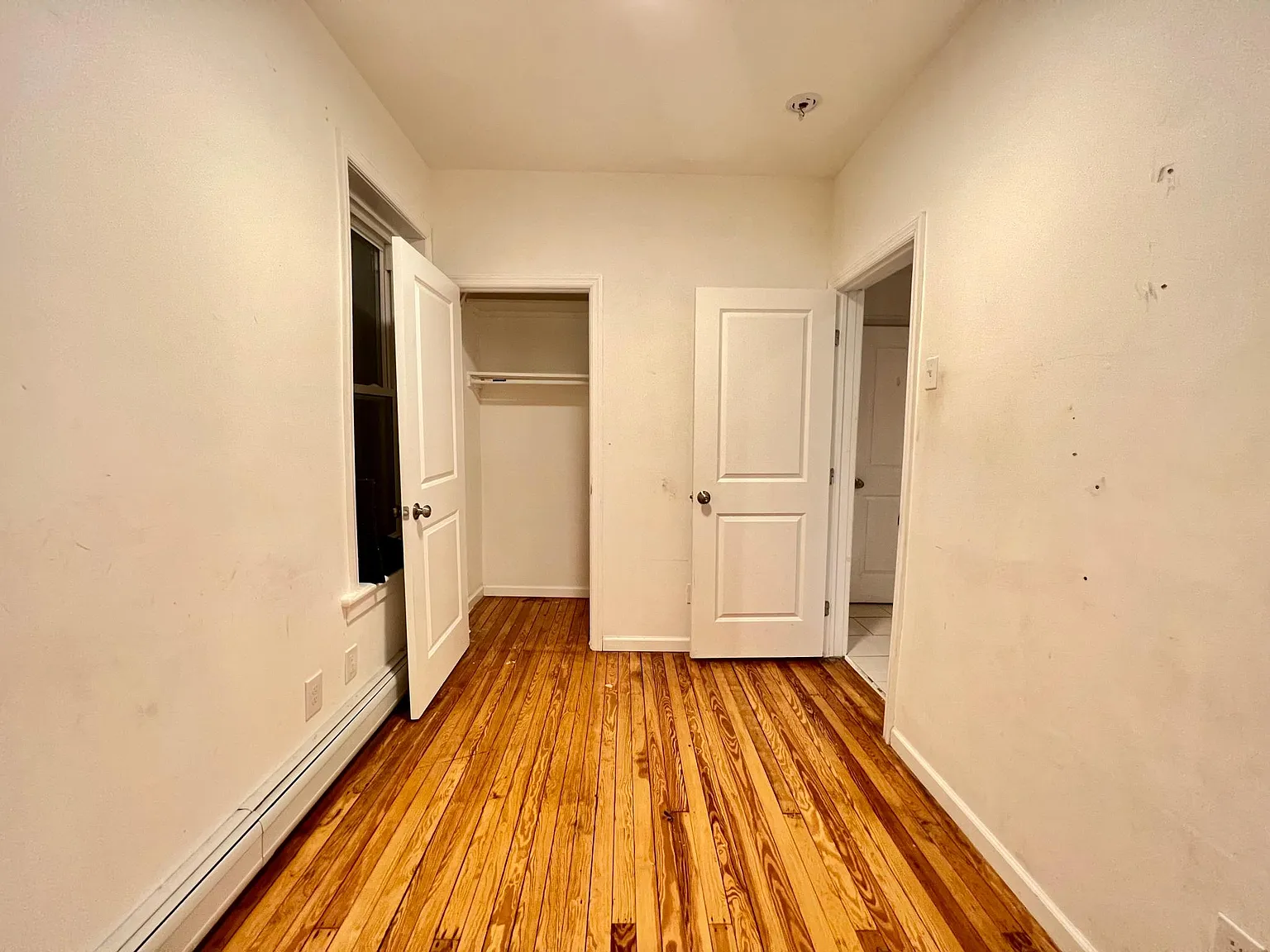2 bed, 800 sqft, $2,200 — Photo 4