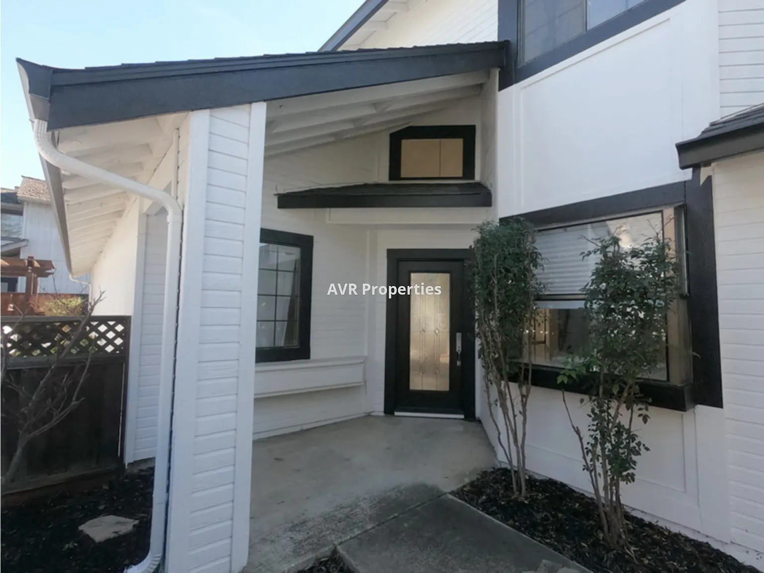 Beautiful Pleasanton home in great neighborhood — Photo 2