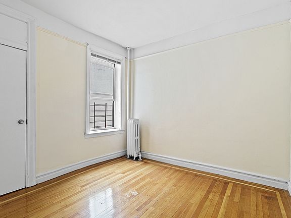 4th image of 4582 Manhattan College Pkwy APT 4A