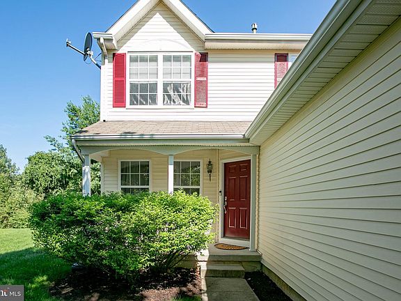 3rd image of 7 Clydesdale Dr