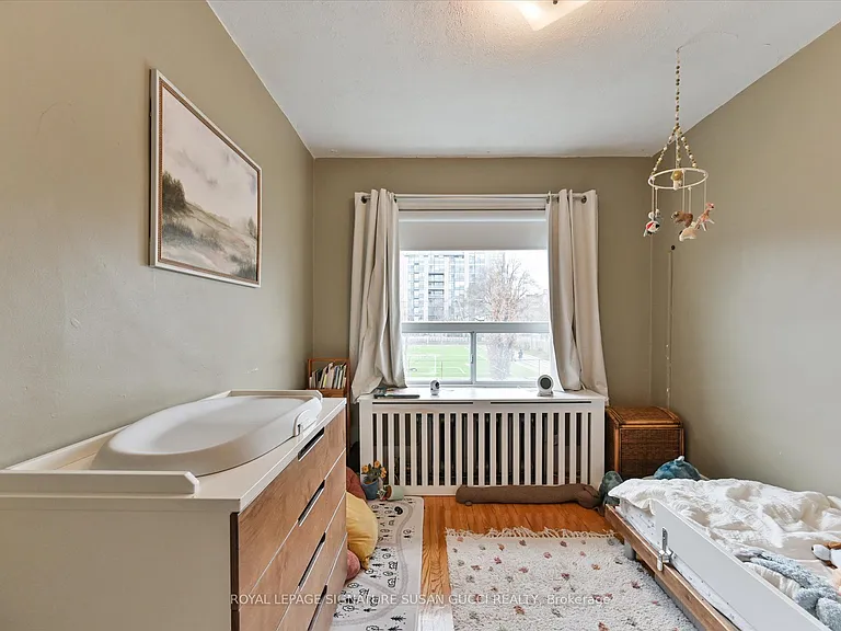 31 Lesmount Ave — Photo 20