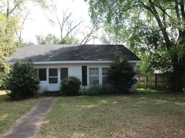 910 Alice Ave, Americus, GA 31709