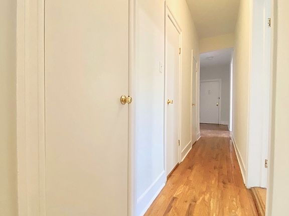 3rd image of 403 Saint Johns Pl #1EE