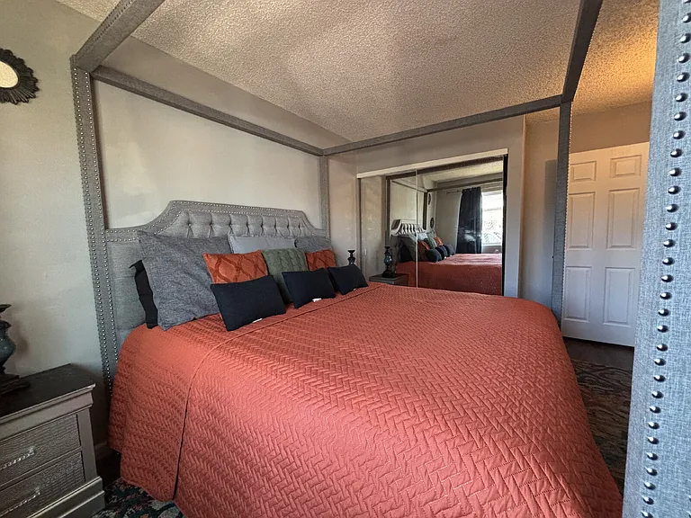 213 Jefferson Ave #4 — Photo 13