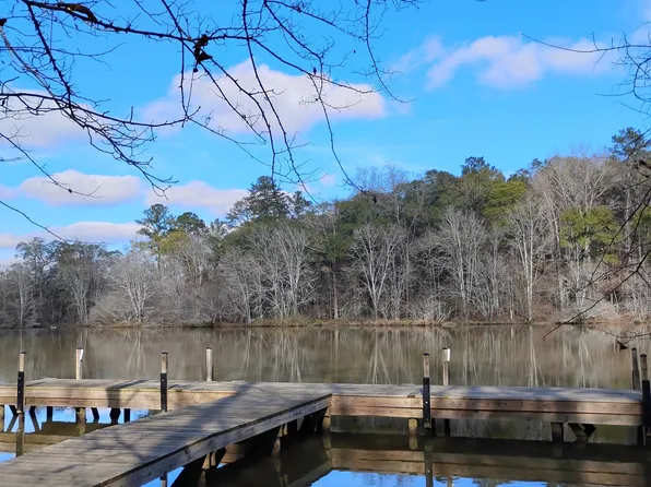 1220 Waterstone Dr, Madison, GA 30650