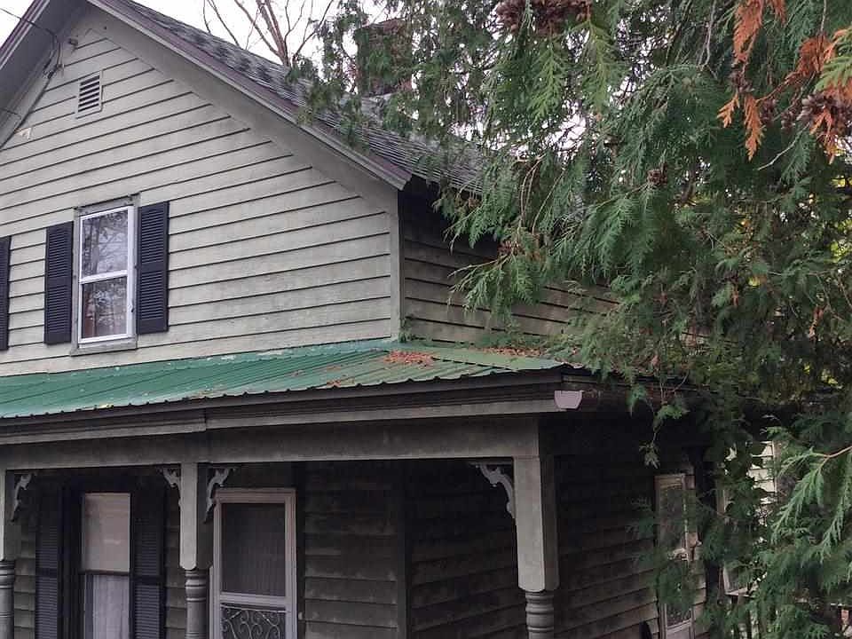 1st image of 88 Gates Ave