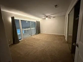 3 bed, 2.5 bath, 1950 sqft, $2,000 — Photo 3