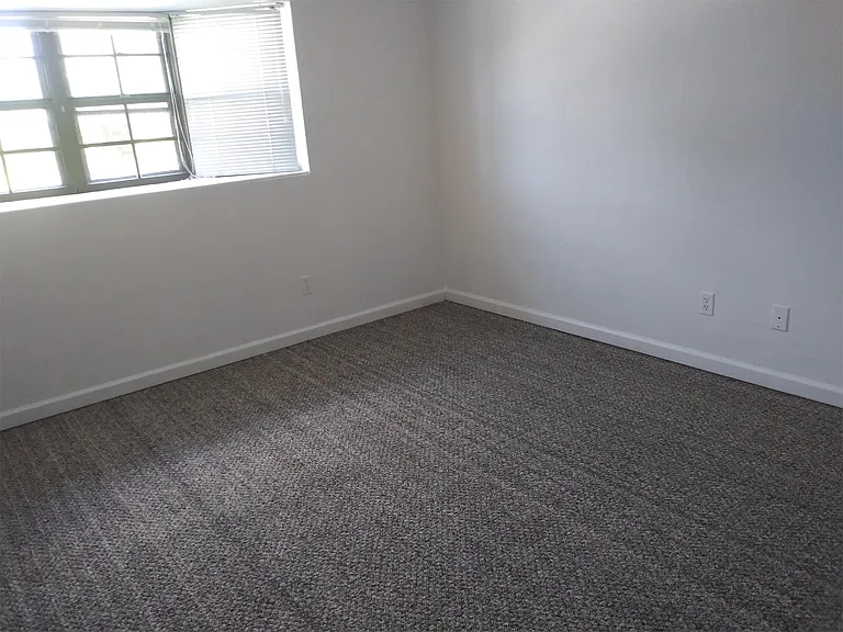 625 N Halifax Ave #6 — Photo 6