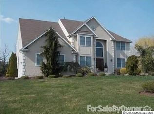 50 Langeveld Dr, Freehold, NJ 07728