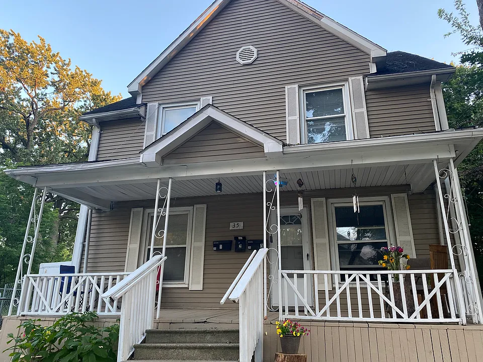 35 Liberty St #2