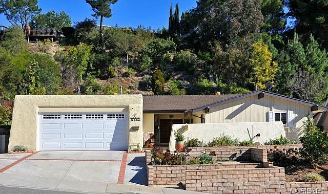 1st image of 4242 Meadow Lark Dr