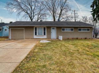 405 West Sugar LANE, Glendale, WI 53217