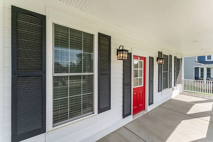 5 bed, 3.5 bath, 3555 sqft, $4,350 — Photo 4