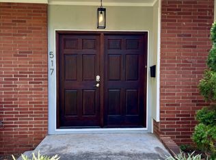 517 Ebb Pl, Charlotte, NC 28210
