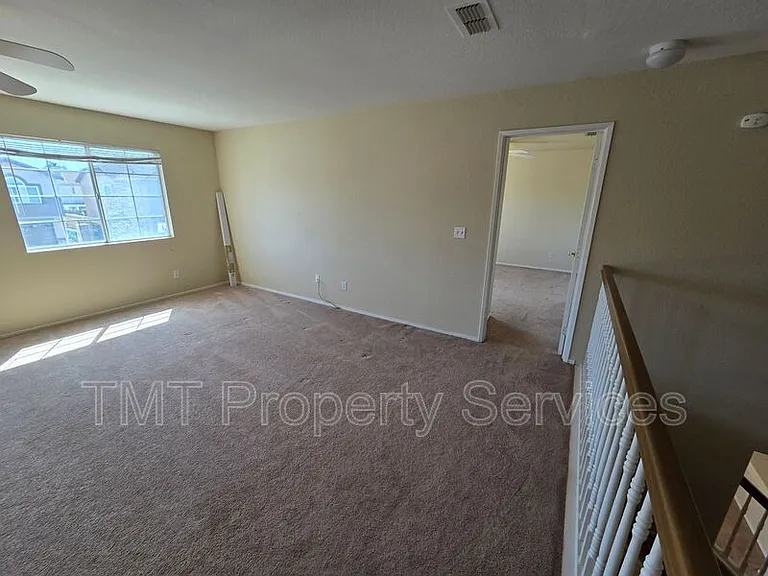 1717 Providence Way — Photo 28