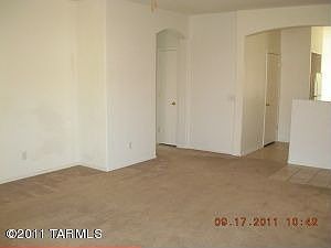 3rd image of 181 E Calle Puente Lindo