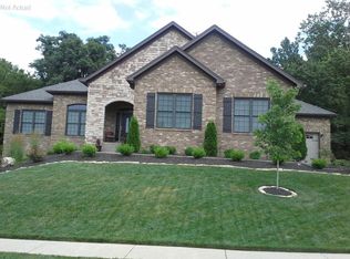 9705 Southern Breeze Ln, Louisville, KY 40299