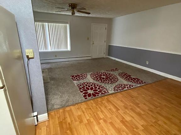 4th image of 1000 Linda Lee Dr Unit 1002