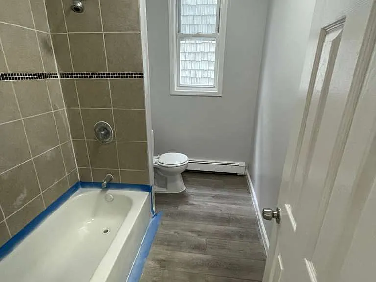848 S 15th St #1F — Photo 4