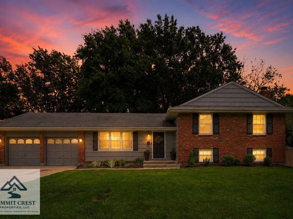 205 SW Craigmont Dr