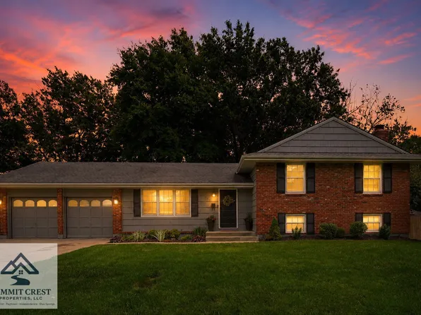 205 SW Craigmont Dr, Lees Summit, MO 64081