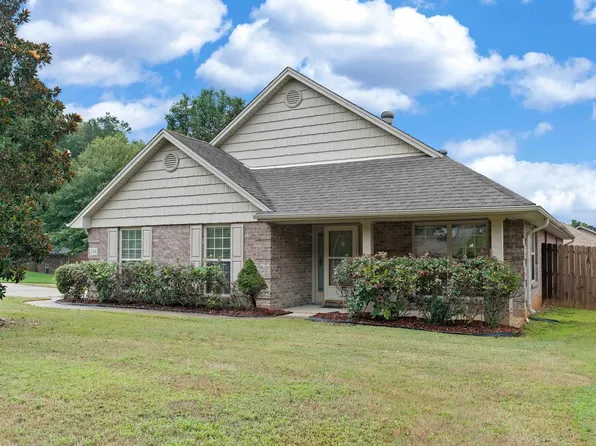 256 Cedar Mdw, Maylene, AL 35114