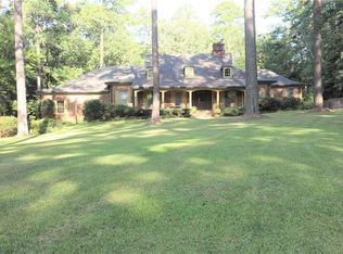 600 Hiawatha Trl, Pineville, LA 71360