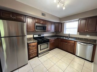 1102 Ralph Ter #1104, Saint Louis, MO 63117