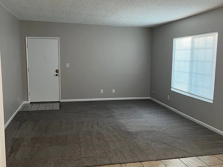 5139 Live Oak St #12 — Photo 5