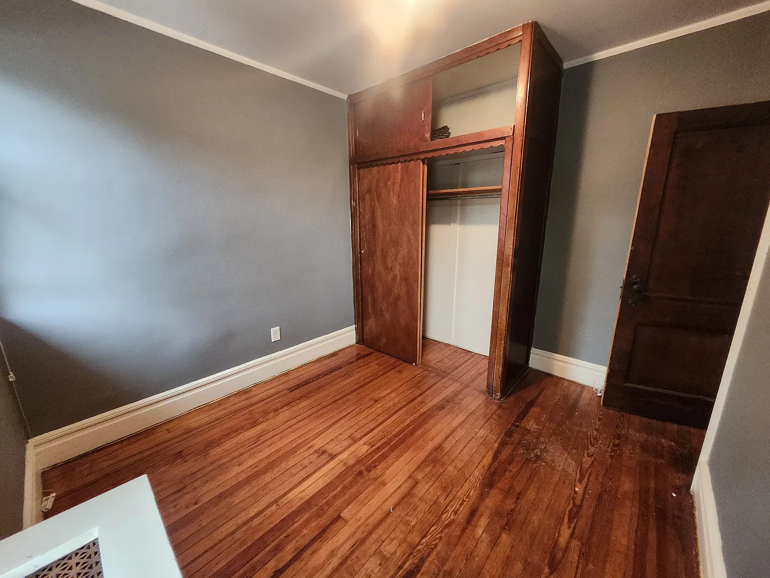 3 bed, 1.5 bath, 1258 sqft, $1,500 — Photo 1