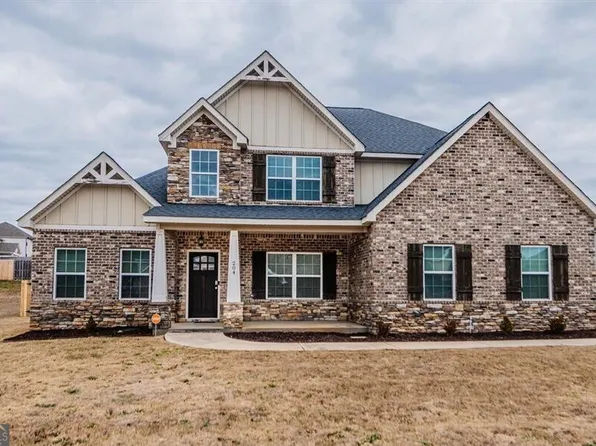 204 Amberley Ct, Kathleen, GA 31047