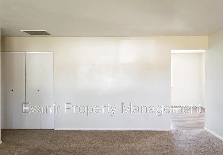790 Branford Rd — Photo 20
