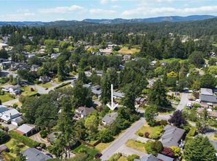 4155 North Rd, Saanich, BC V8Z 5H9