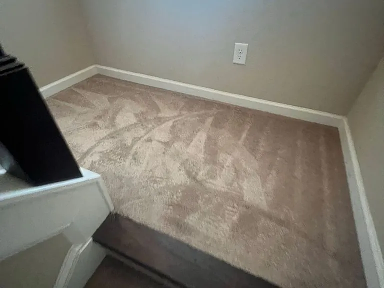 524 Tyne Dr — Photo 8